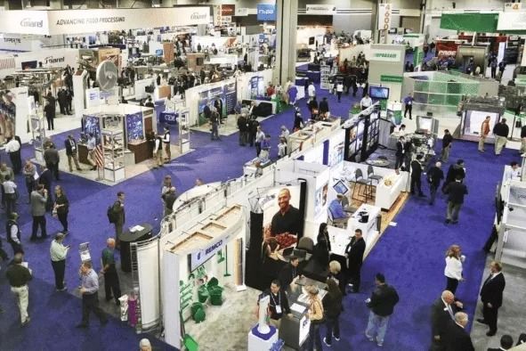 Merchandising booth